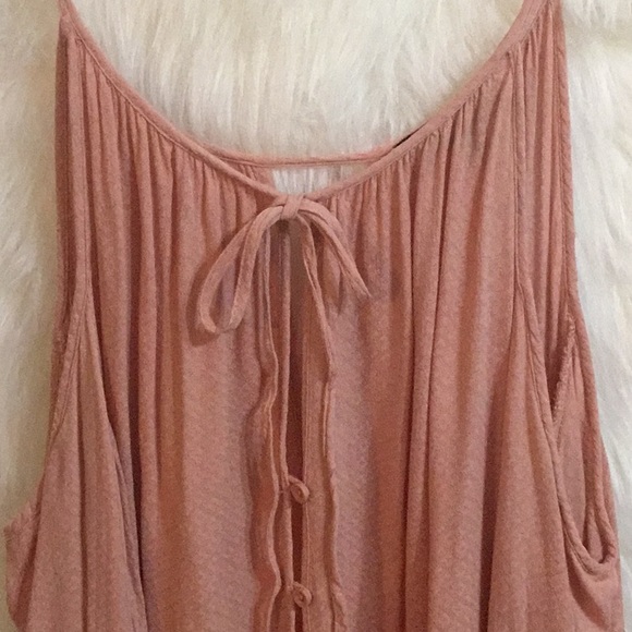 Timing - Pale Pink Cold Shoulder with Buttons S - Picture 4 of 7